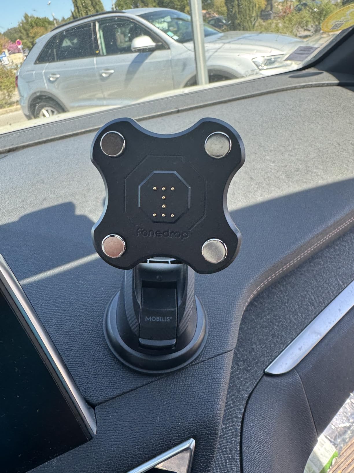 Efficace mais imposant