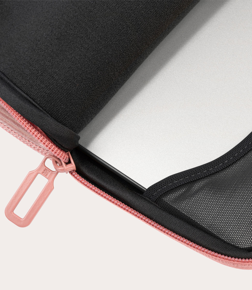 tucano-velluto-housse-n-opr-ne-velours-macbook-pc-anti-slip image 5