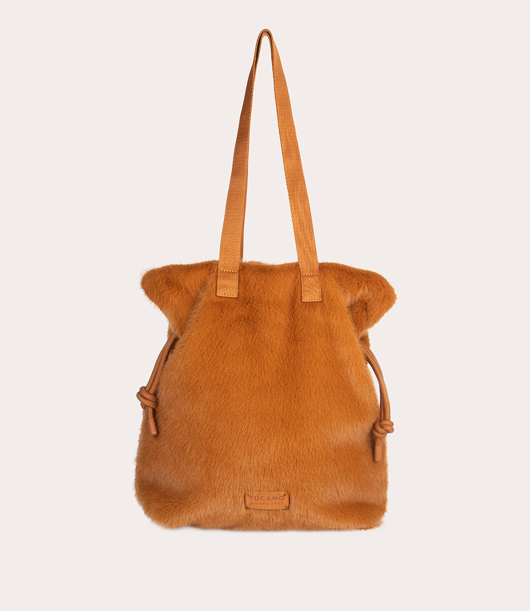 tucano-nina-fur-tote-bag-sac-cabas-en-fausse-fourrure-avec-fermeture-cordon image 7