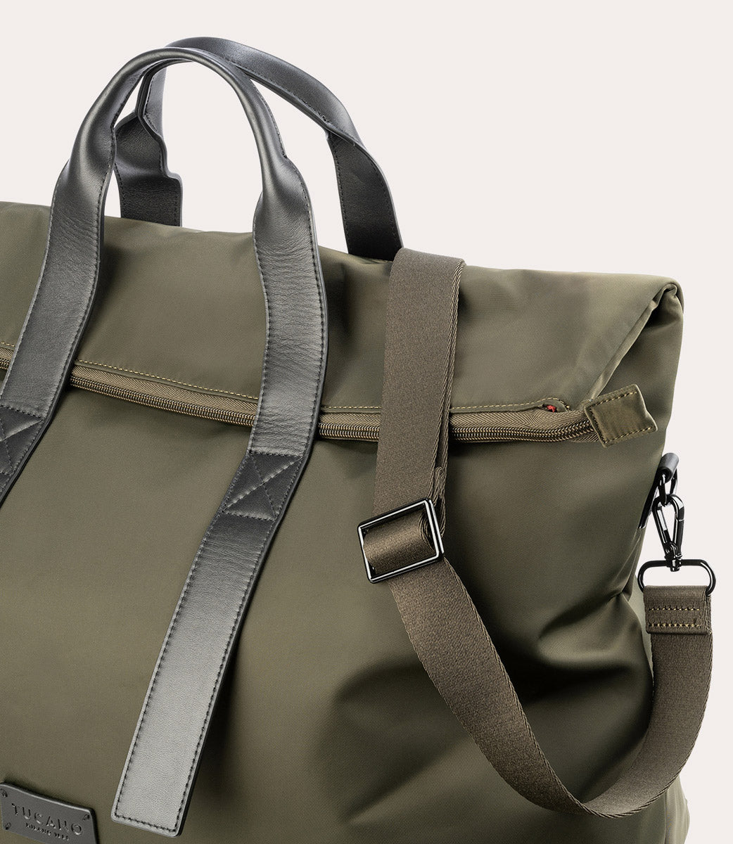 tucano-fold-weekender-bag-sac-de-voyage-nylon-recycl-et-cuir-pour-pc-15-6-macboo image 7
