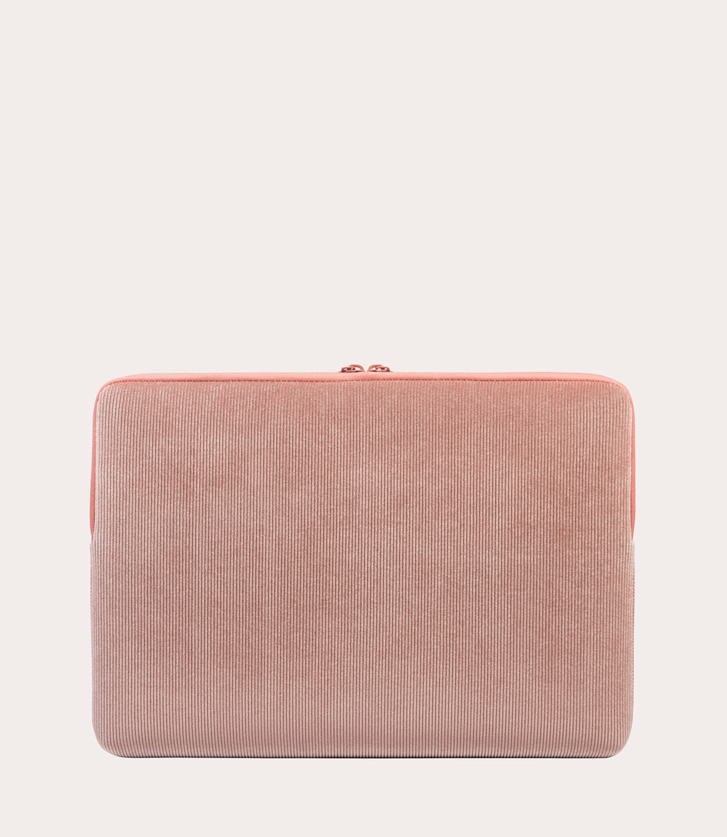 tucano-velluto-housse-n-opr-ne-velours-macbook-pc-anti-slip image 4