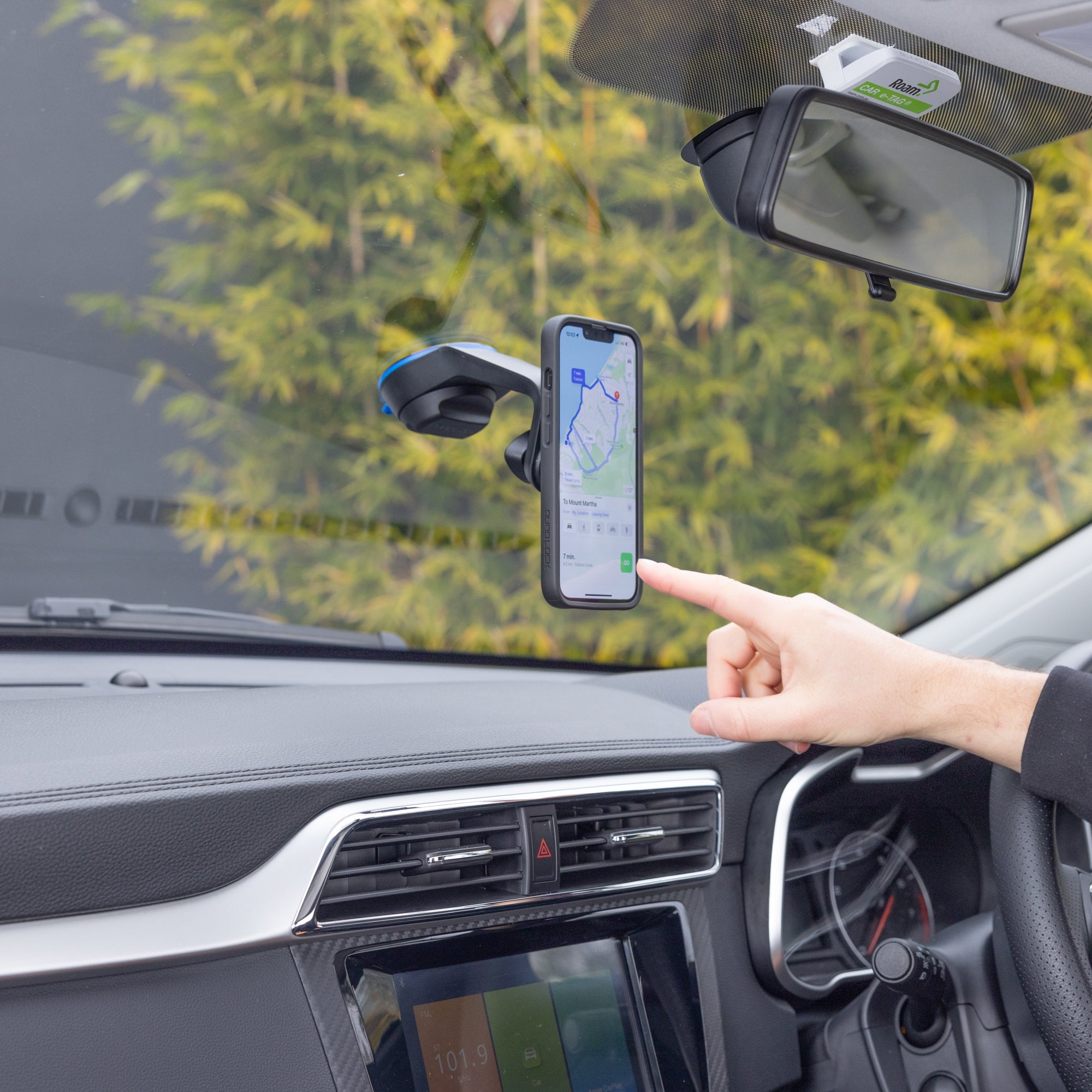 quad-lock-ventouse-voiture-support-smartphone-pare-brise-tableau-de-bord image 4