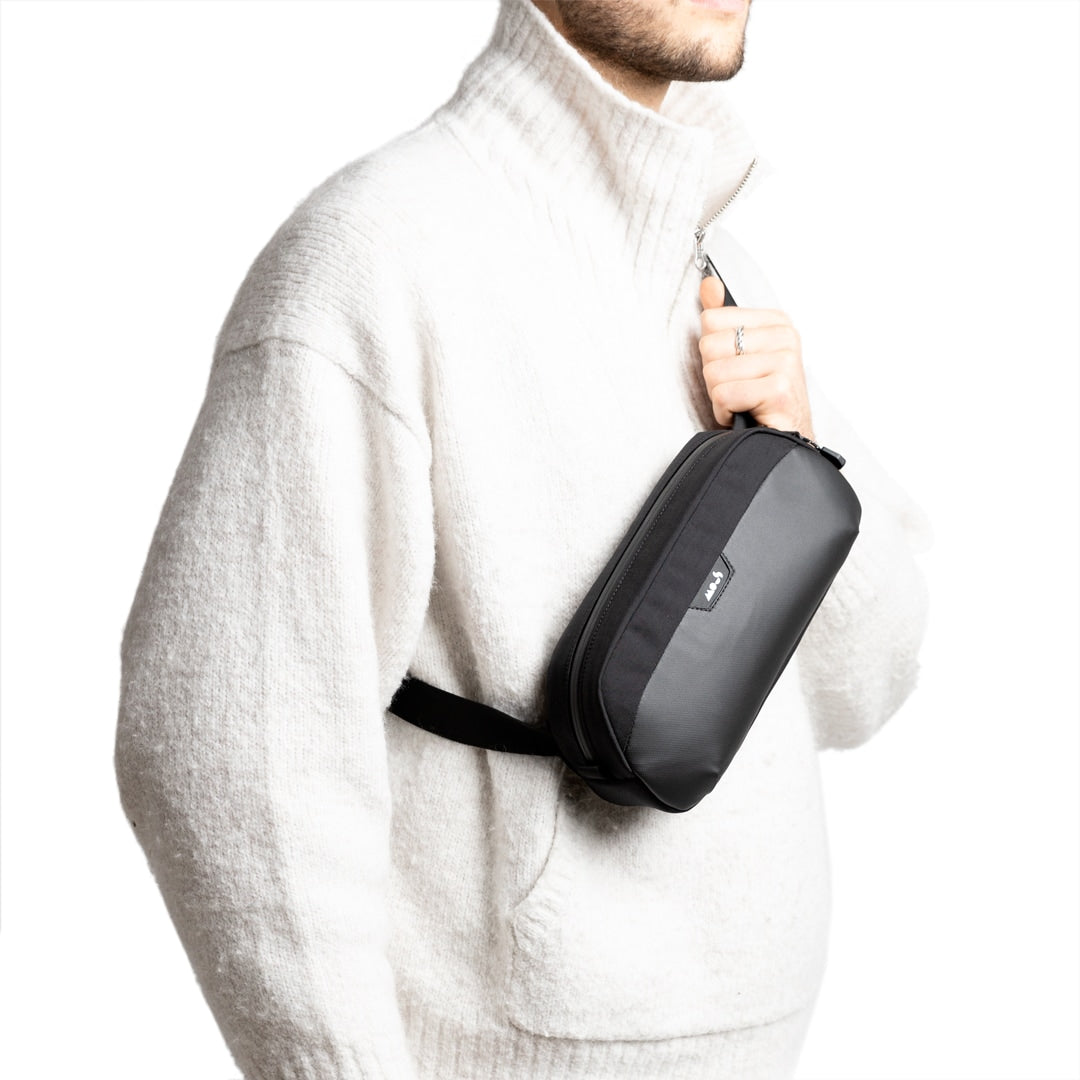 mous-extreme-tech-pouch-pochette-banane-sac-bandouli-re-noire image 5