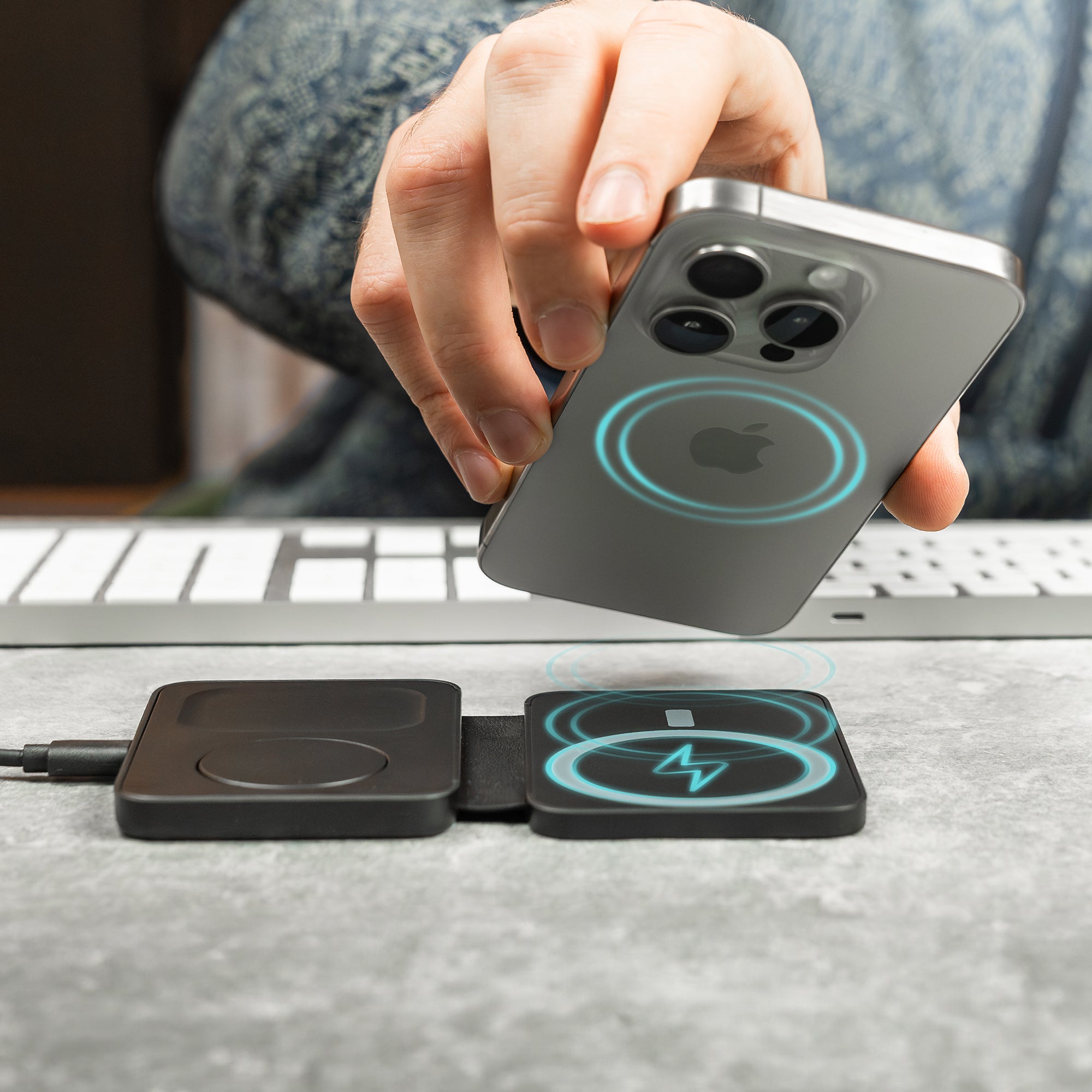 mous-3-in-1-wireless-portable-charger-chargeur-nomade-sans-fil-magsafe-watch-cou image 6