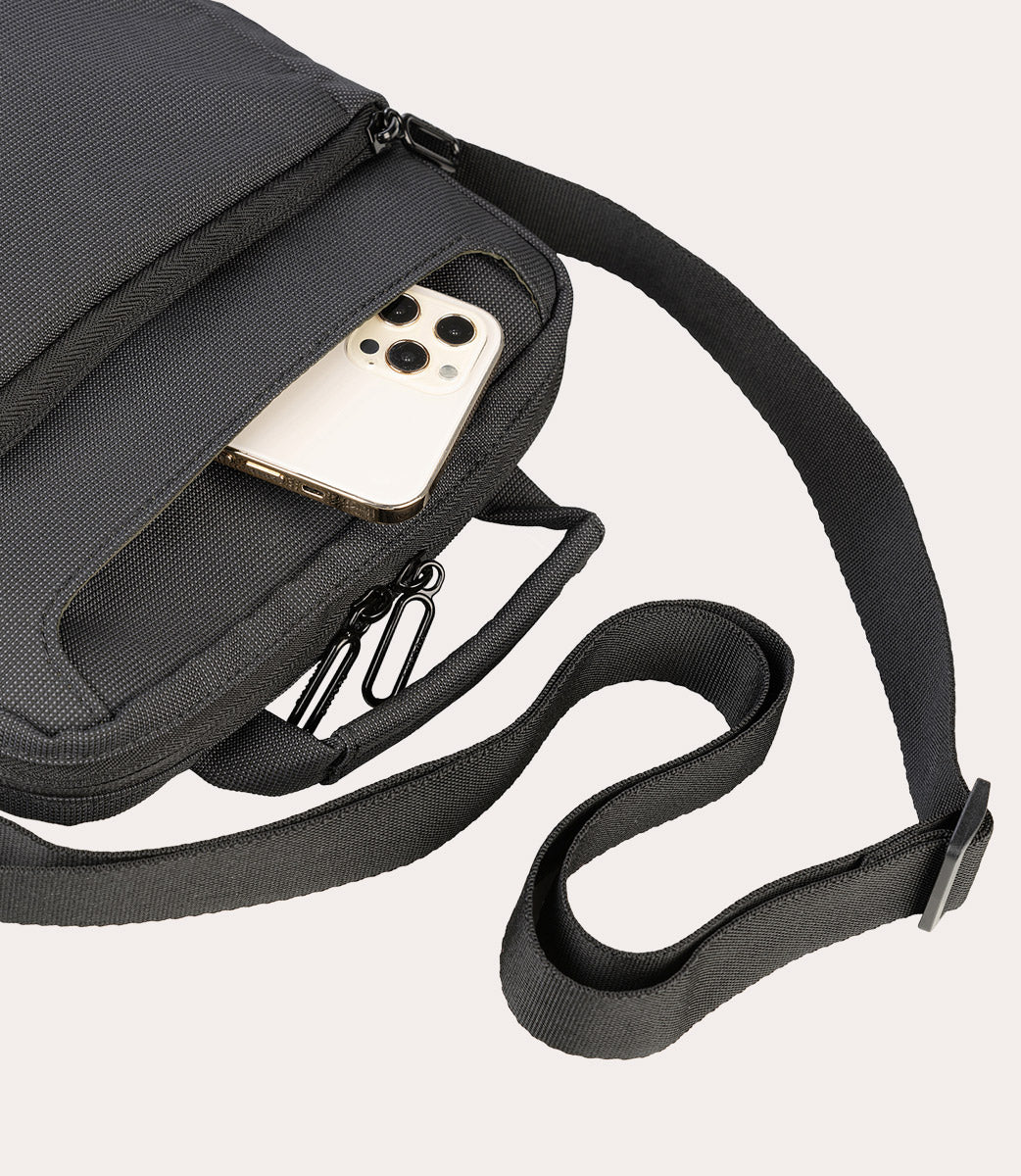 tucano-work-out-4-medium-sac-bandouli-re-vertical-11-pouces-recycl image 3