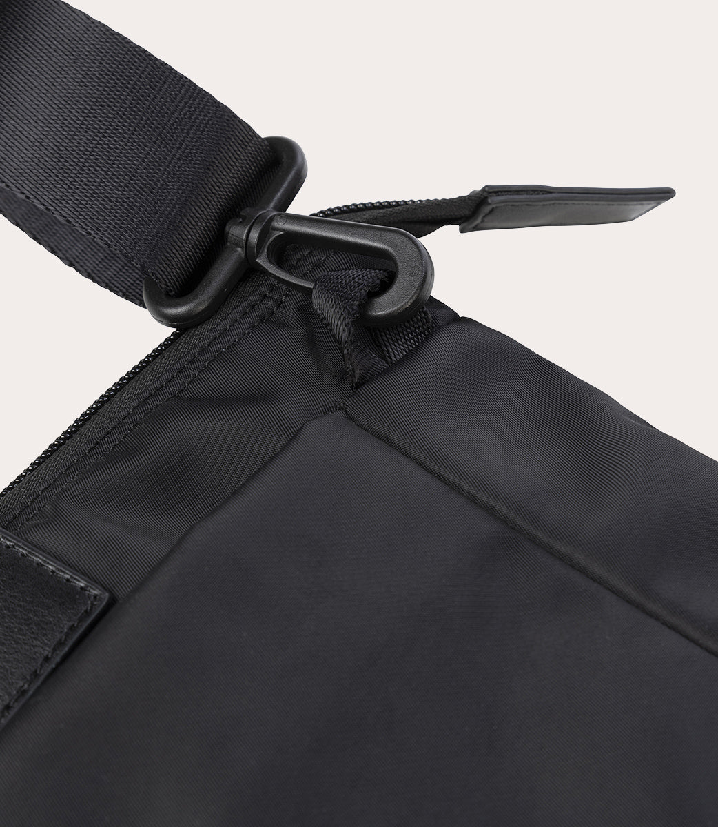 tucano-desert-premium-sac-shopper-convertible-sac-dos-cuir-et-nylon-recycl-pc-15 image 7