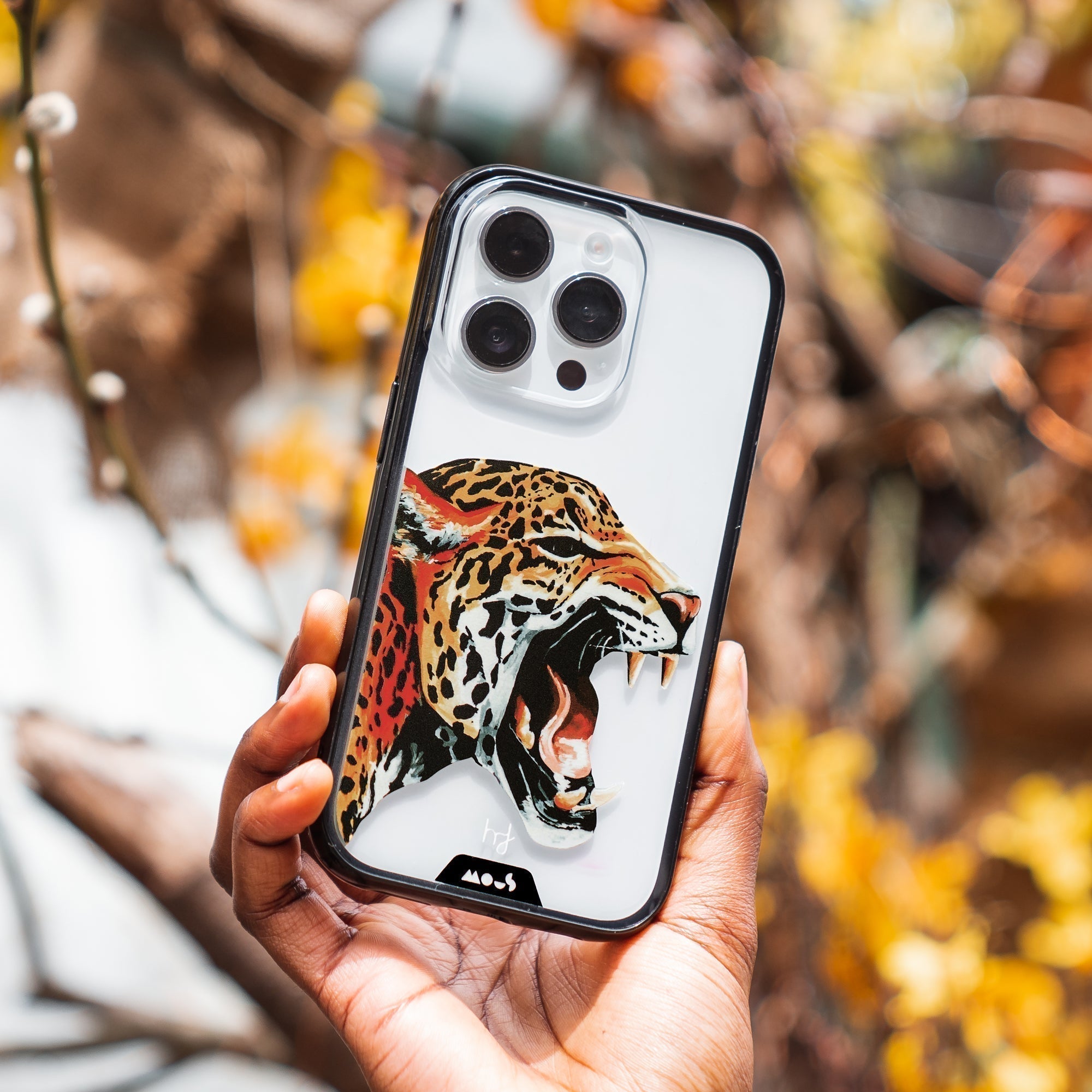 coque-de-protection-mous-the-jaguar-henry-fraser-design-nature-noir-et-orange image 8