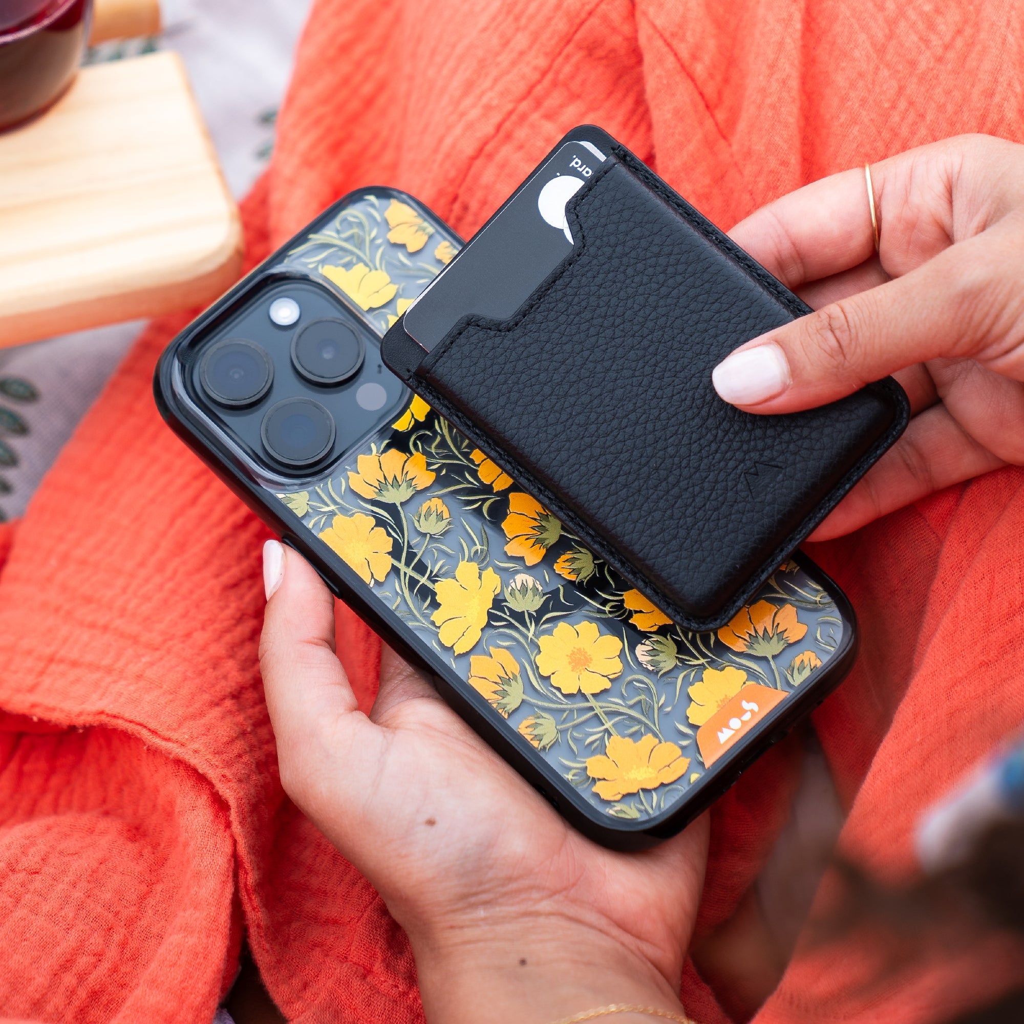 mous-cosmos-orange-coque-de-protection-t-l-phone-flowers-magsafe image 8