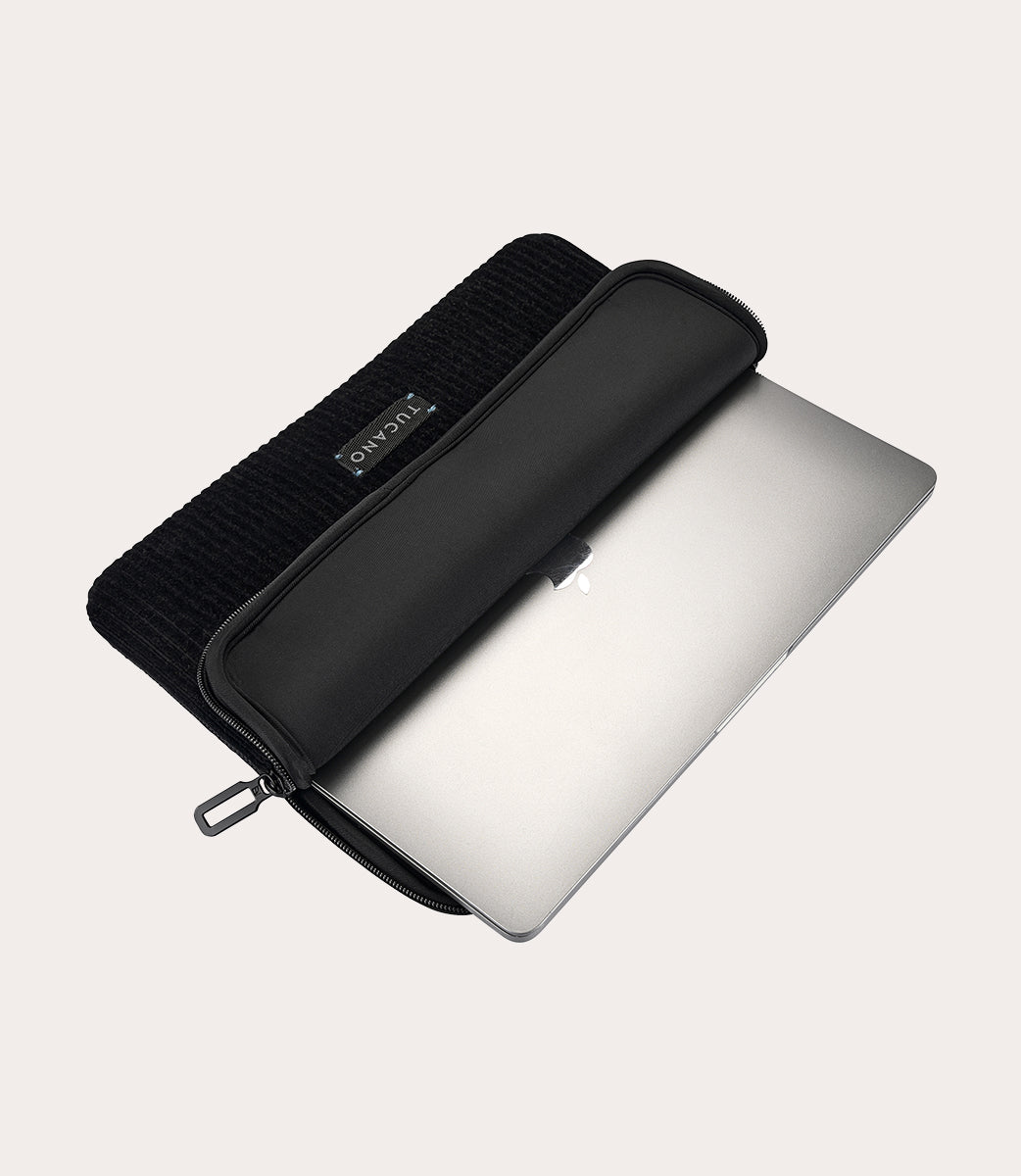 tucano-velluto-2-housse-macbook-pc-velours-n-opr-ne-4-mm image 4
