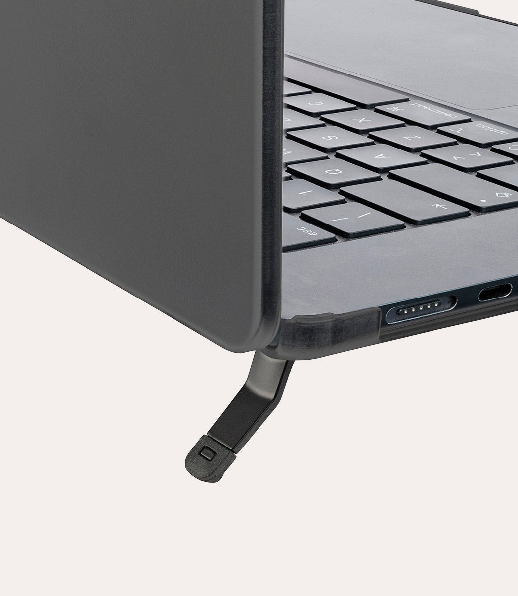 tucano-nido-13-coque-rigide-pour-macbook-air-13-6-m2-17-45 image 4