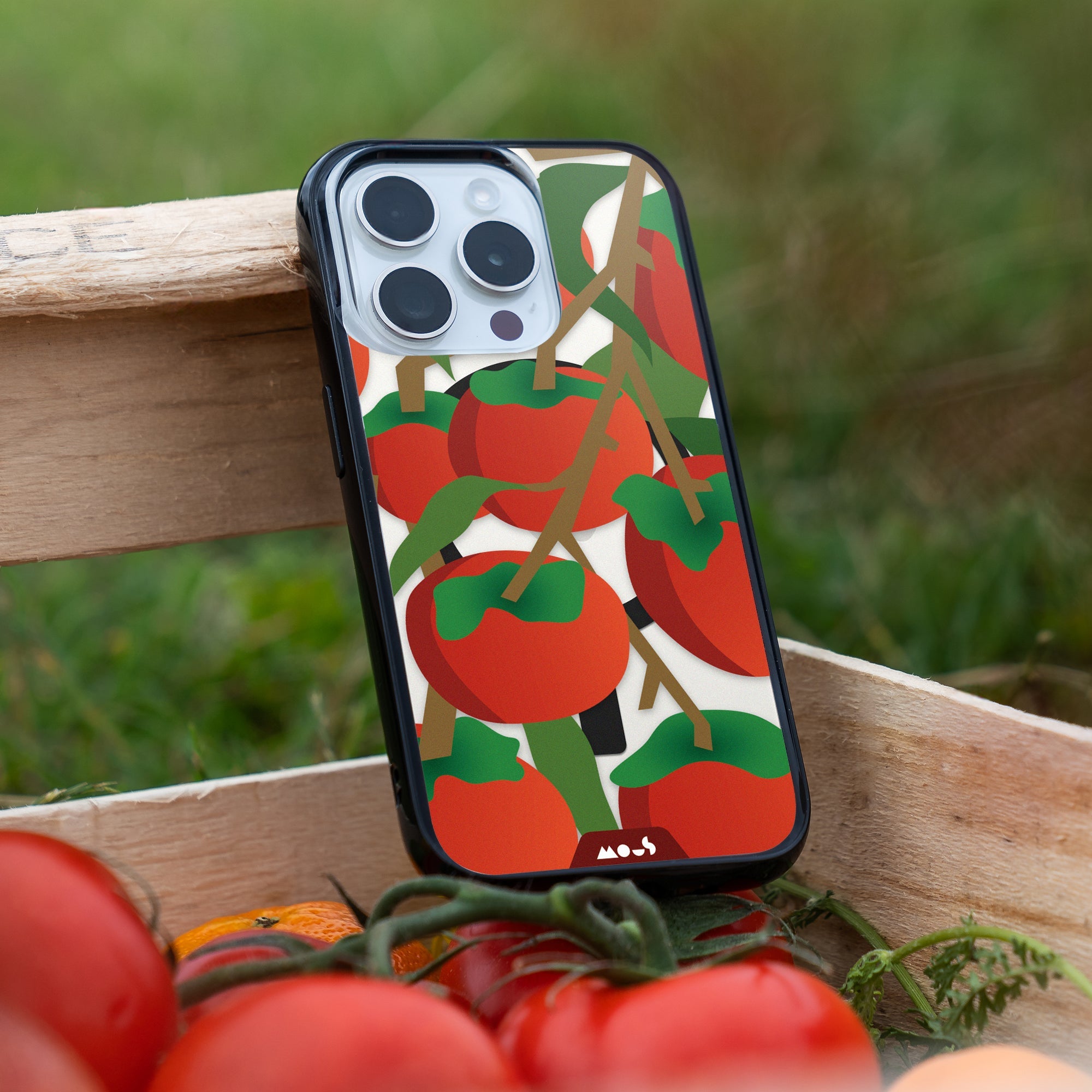 mous-fruits-tomato-coque-protectrice-rouge-compatible-magsafe-pour-iphone-14-14- image 3