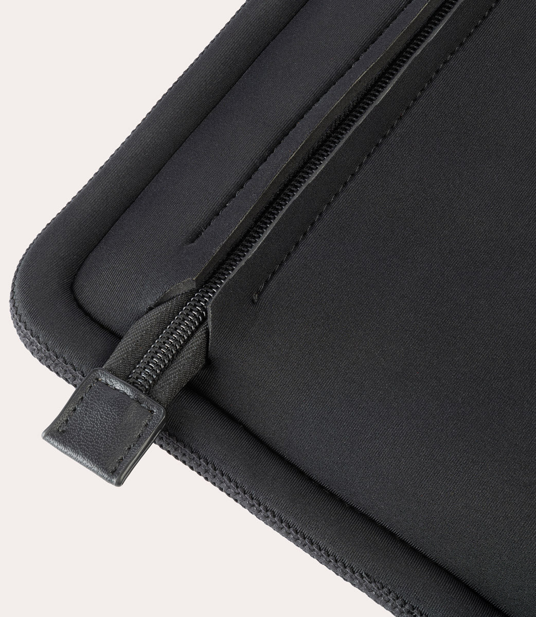 tucano-intorno-housse-second-skin-macbook-n-opr-ne image 7