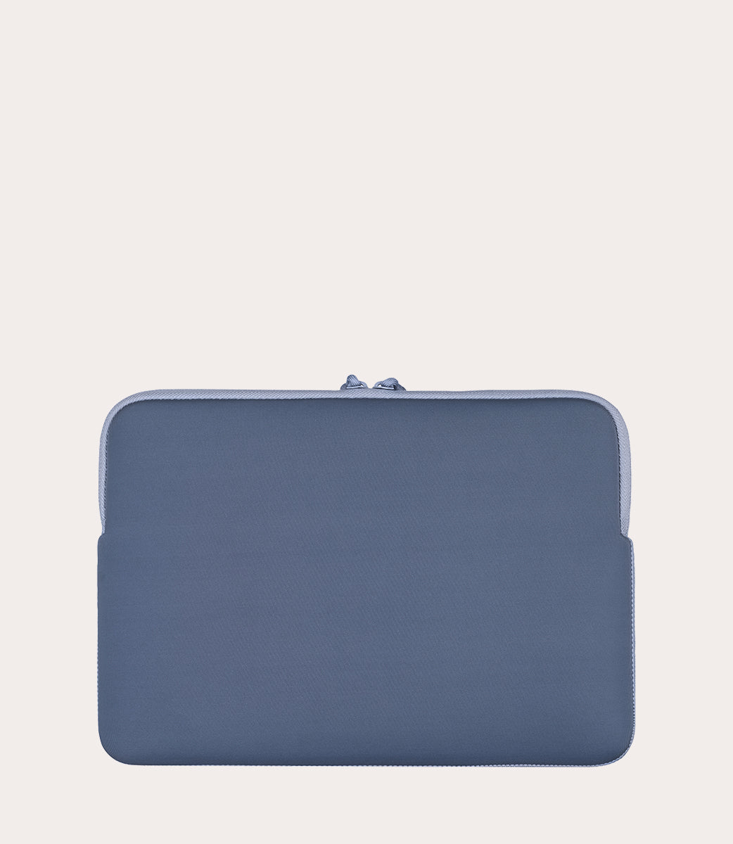 tucano-one-housse-macbook-neo-en-n-opr-ne-4-mm-anti-slip image 3