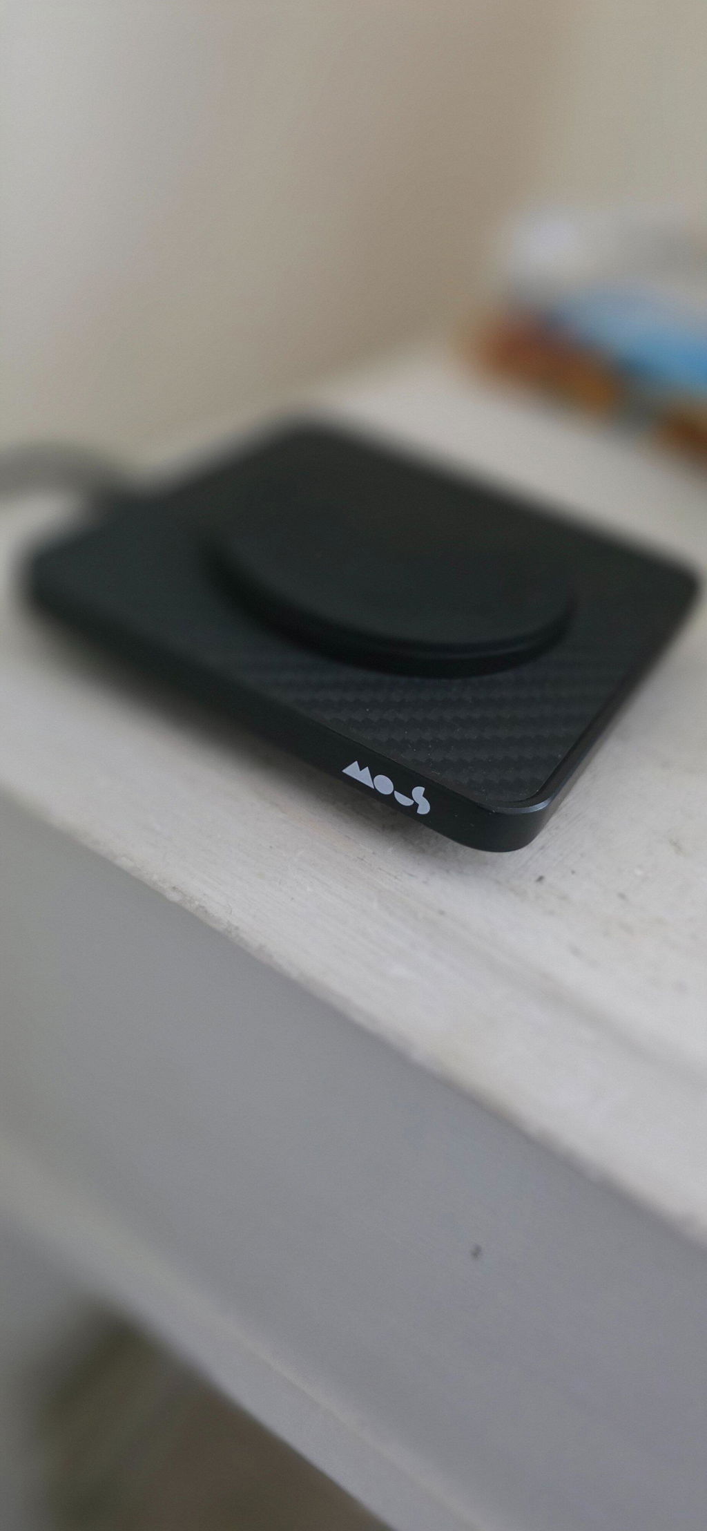 Charge ultra rapide et aimant parfait