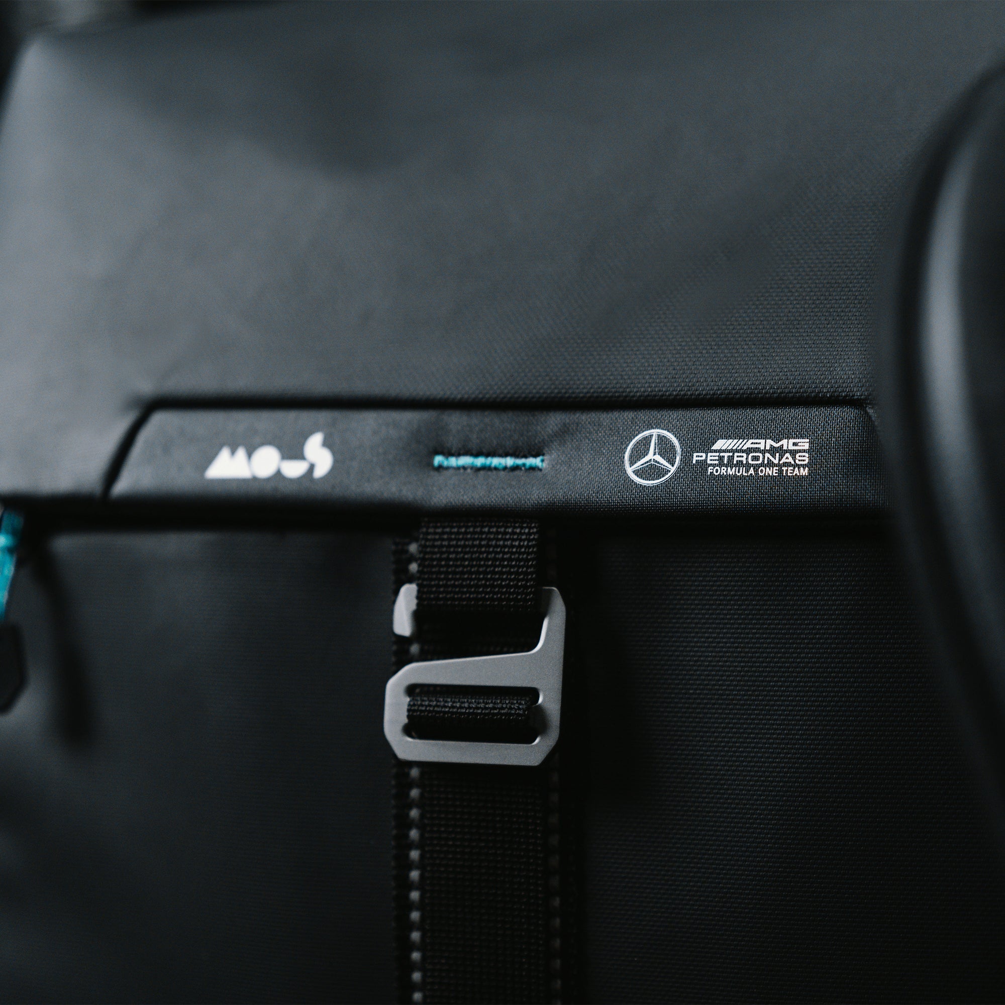 mous-optimal-x-mercedes-amg-f1-team-sac-dos-protective-lid-noir image 5