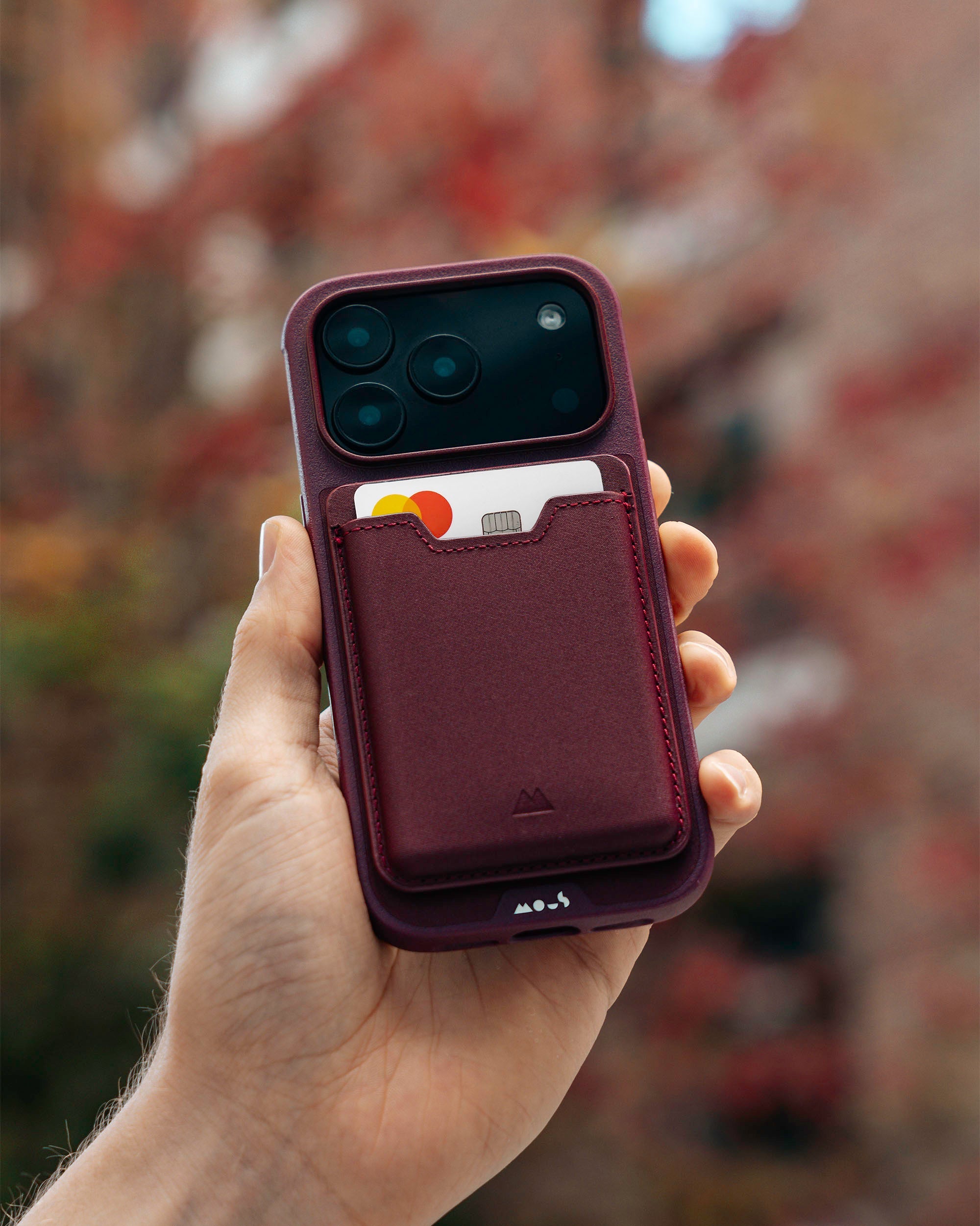 mous-clarity-card-wallet-magsafe-mulberry-violet image 3