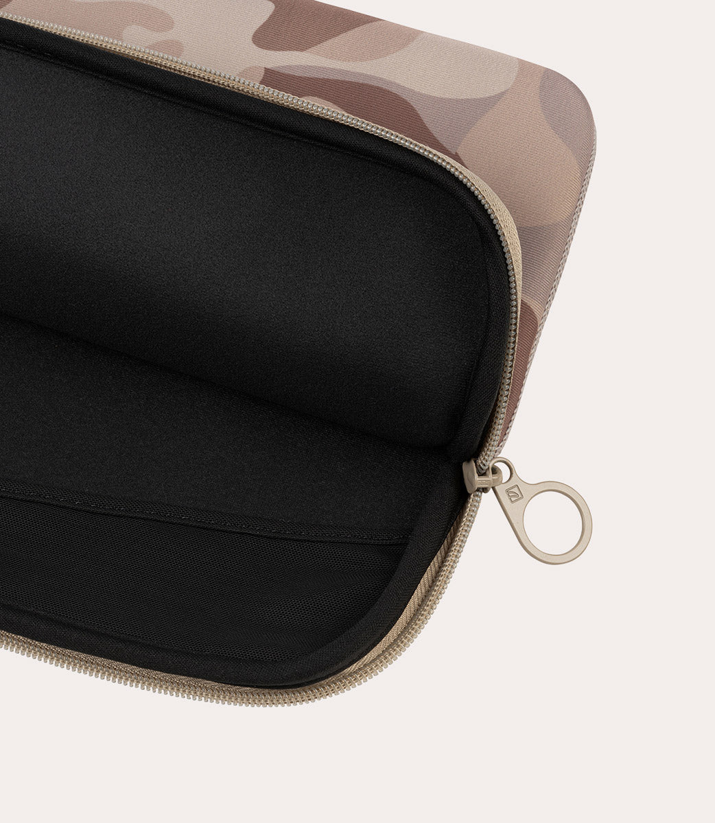 tucano-top-13-housse-n-opr-ne-4mm-macbook-air-pro-13-anti-slip image 6