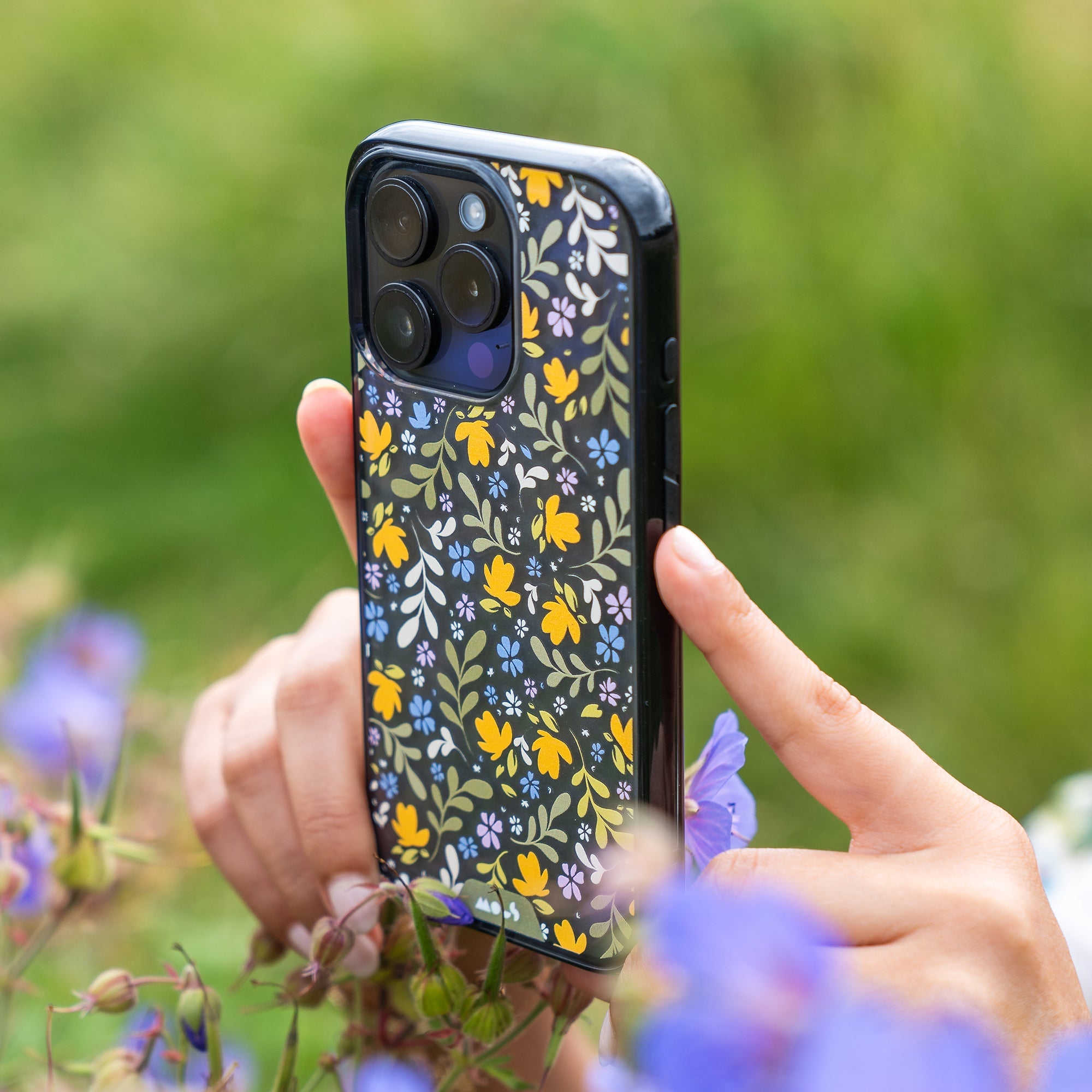 mous-ditsy-multicolour-flowers-coque-de-protection-multicolore image 6