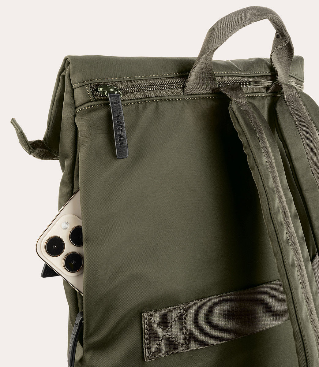 tucano-fold-backpack-sac-dos-15-6-macbook-16-nylon-recycl-et-cuir image 5