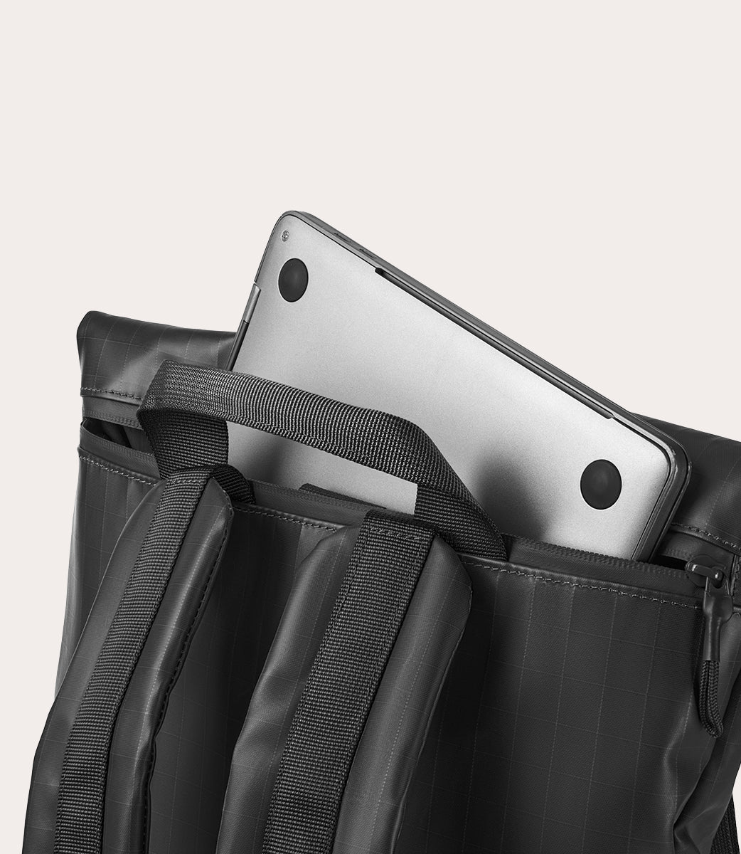 tucano-fold-sign-backpack-sac-dos-15-6-macbook-16-ripstop-caoutchout image 6