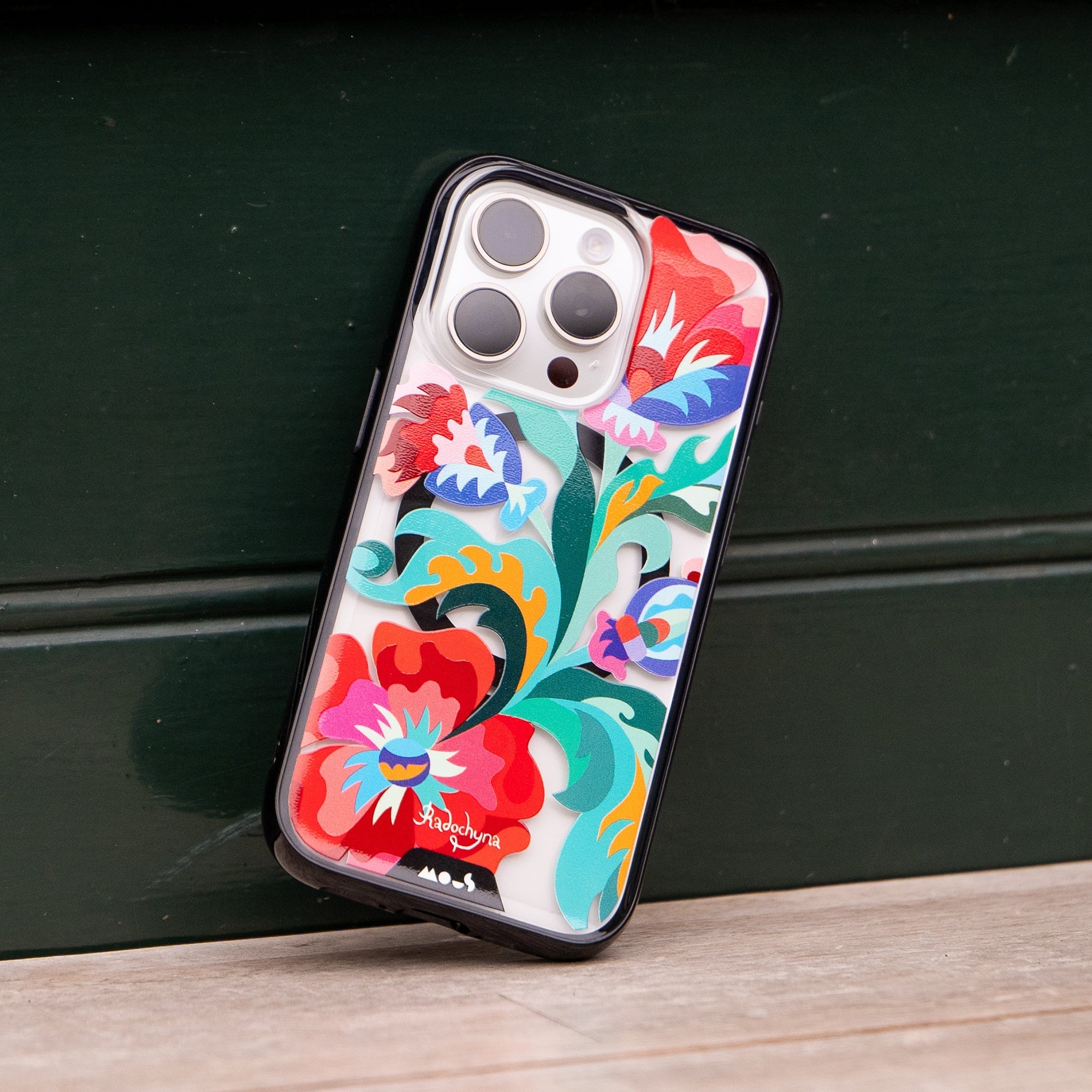 mous-prosperity-coque-t-l-phone-protectrice-victoria-radochyna-magsafe image 7