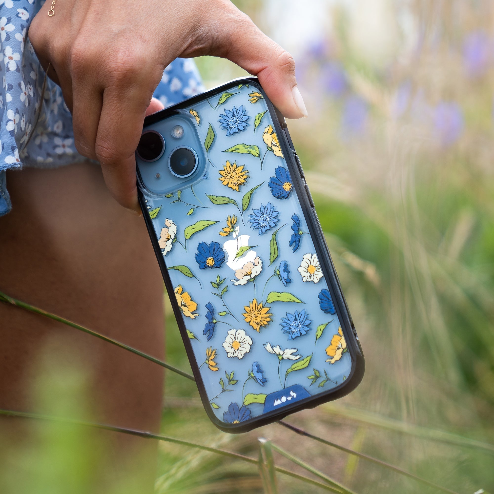 mous-floral-blue-coque-de-protection-iphone-12-fleurs image 3