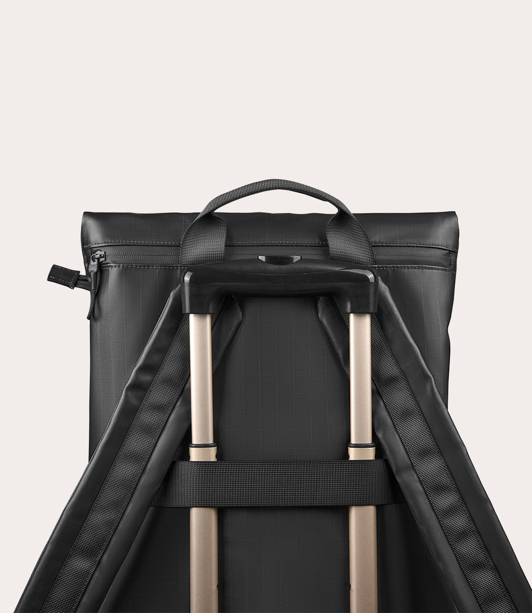 tucano-fold-sign-backpack-sac-dos-15-6-macbook-16-ripstop-caoutchout image 8